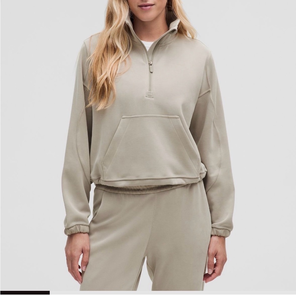 Lululemon Softstreme Half Zip Riverstone size 6 NWOT